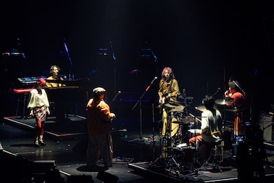 Penthouse「Penthouse ONE MANLIVE in 日本武道館 "By The Fireplace"」の様子。（撮影：田中聖太郎）