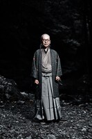 現在の和嶋慎治。