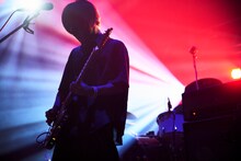 戸高賢史（G / ART-SCHOOL）（撮影：中野敬久）