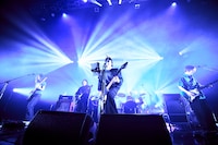 ART-SCHOOLのライブの様子。（撮影：中野敬久）