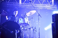 藤田勇（Dr / ART-SCHOOL）（撮影：中野敬久）