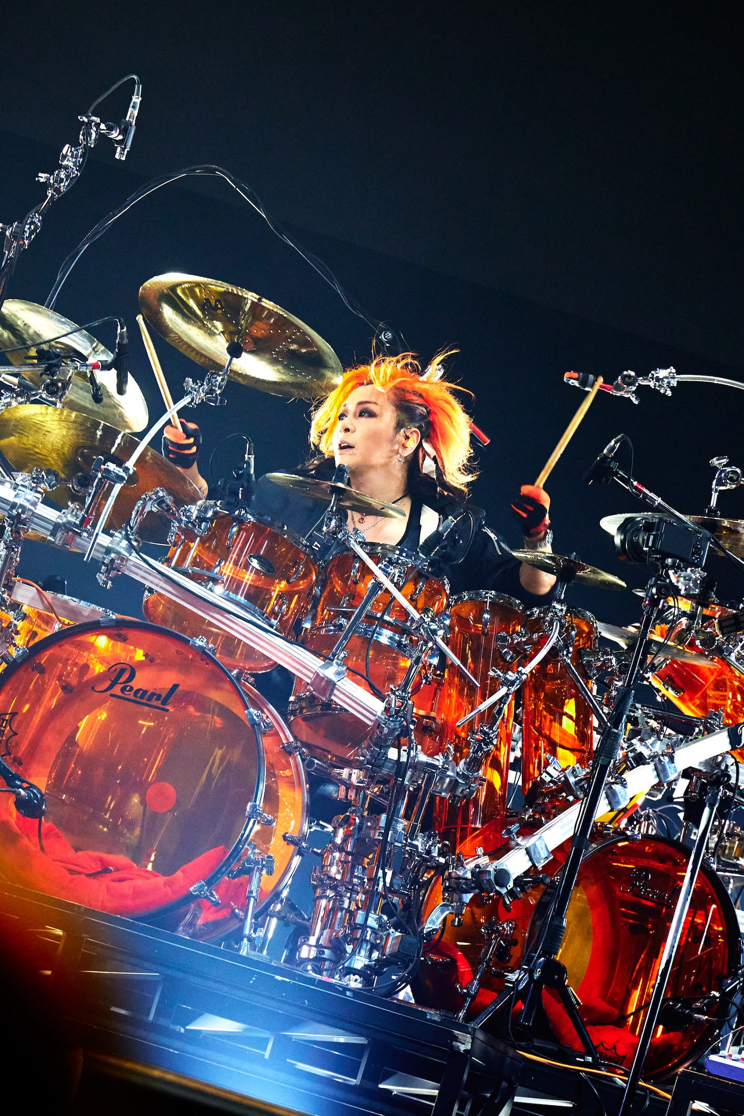 LUNA SEAを支える真矢（Dr）の愛弟子・淳士（Dr / SIAM SHADE）。