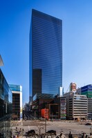 TOFROM YAESU TOWERの外観。