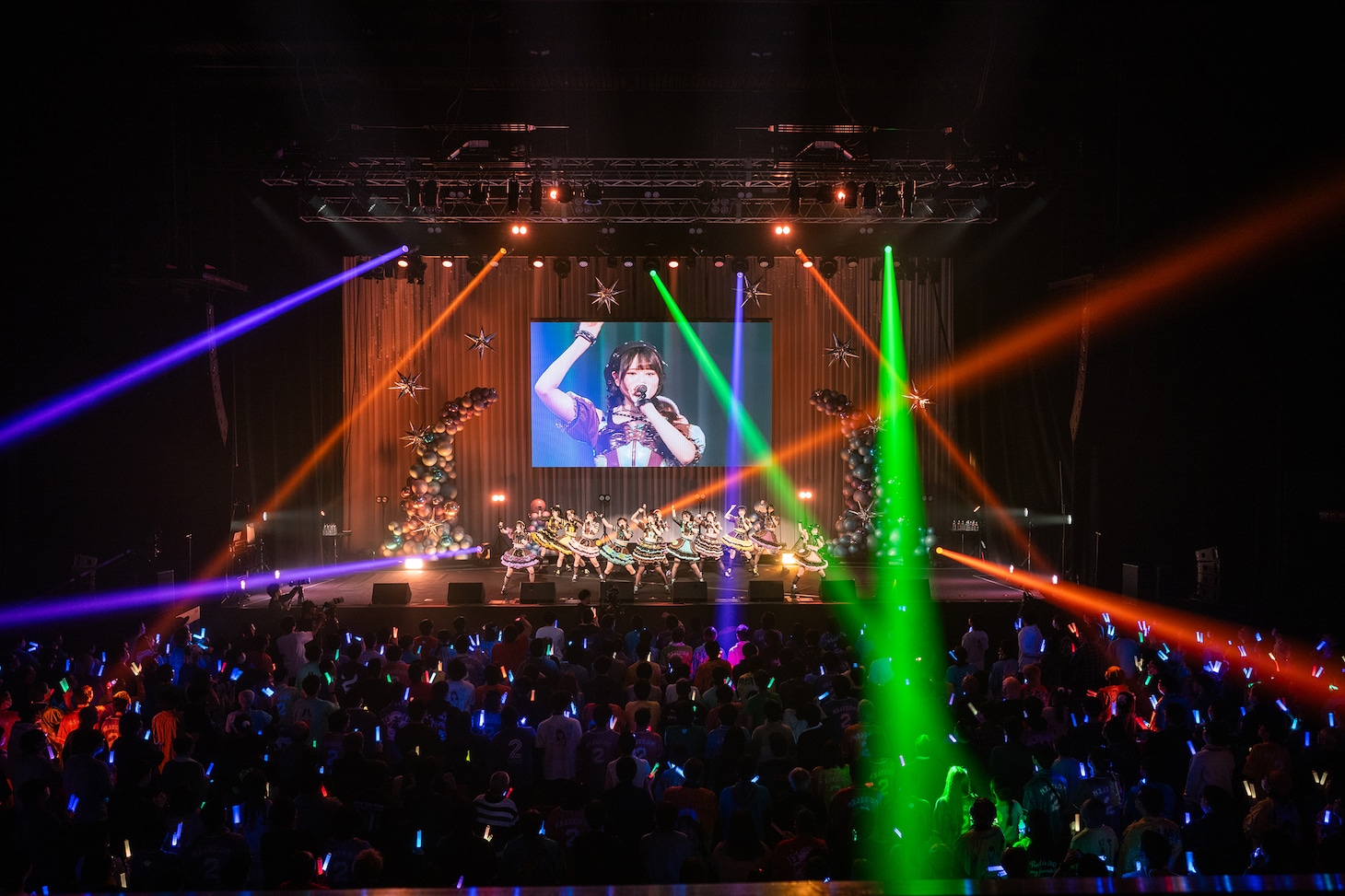 「虹のコンキスタドール ONE-MAN LIVE『これこそが愛のパワーっ!!』」の様子。