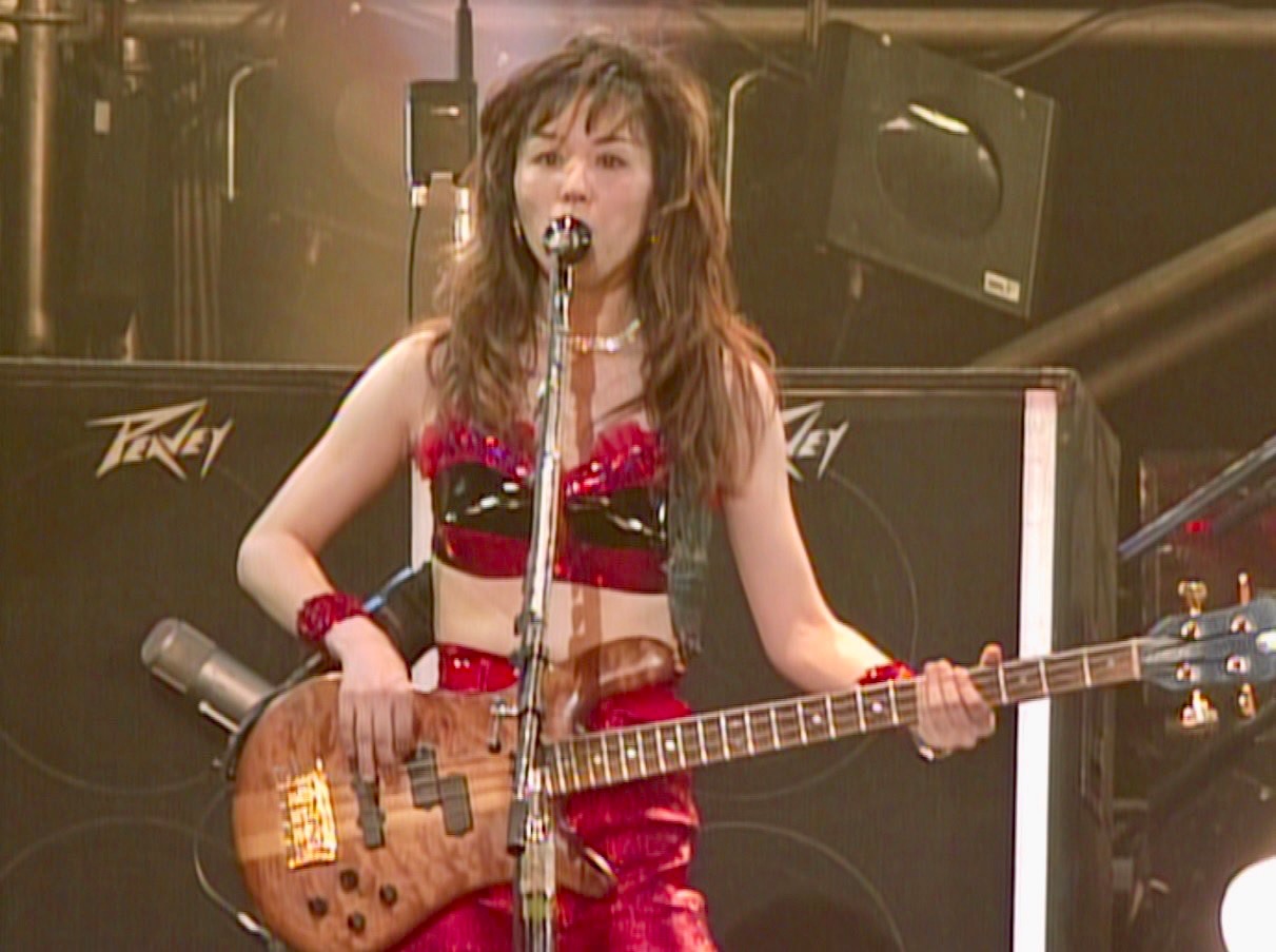 渡辺敦子（B, Cho）