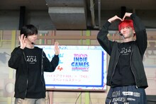 去り際まで8号車に手を振るリョウガとユーキ。