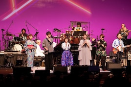 珠玉の大滝詠一ナンバーを豪華ゲストが歌唱、ナイアガラ・レコード設立50周年記念イベントが映像作品化