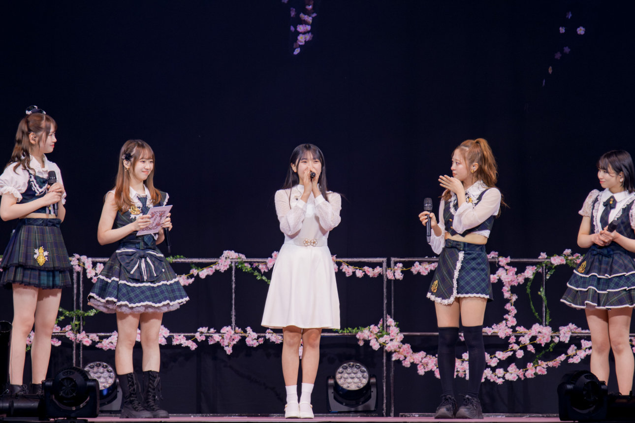 モーニング娘。'26の新メンバー発表の様子。