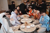 「宇宙人の幸福（ハピネス）論」撮影の様子。©日本映画放送 ひかりTV