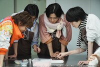 「宇宙人の幸福（ハピネス）論」より。©日本映画放送 ひかりTV