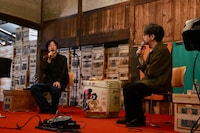 「MUSIC inn Fujieda」オープニングイベントで語り合うホリエアツシと後藤正文。