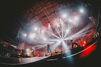 「DEZERT 47 AREA ONEMAN TOUR GRAND FINAL『僕らの音楽について』」幕張メッセ 幕張イベントホール公演の様子。（撮影：西槇太一）