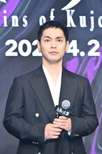 「九条の大罪」を力強くアピールする柳楽優弥。