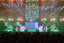 「JOINT」をパフォーマンスするRIP SLYME。（撮影：砂流恵介）