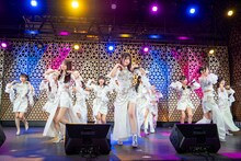 WHITE SCORPIONによるフリーライブの様子。