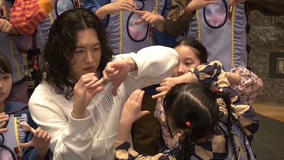 キタニタツヤと、てれび戦士。©︎NHK