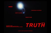 SWEE「TRUTH（Prod. THE UNCLE）」ミュージックビデオより。