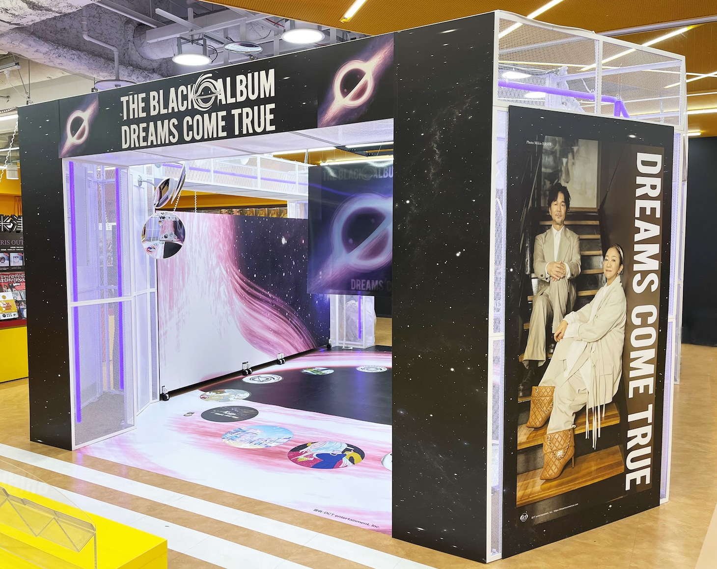 タワーレコード渋谷店のウェルカムゲート。