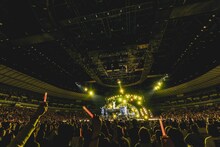 「DREAMS COME TRUE CONCERT TOUR 2026 THE BLACK ◯ ALBUM」神奈川・横浜アリーナ公演の様子。