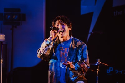 KEIGO（Vo / FLOW）（撮影：オカベメイ）