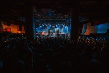 「ライブナタリー “T.N.T × FLOW” sponsored by Chikemoo」よりT.N.Tのライブの様子。（撮影：オカベメイ）（撮影：オカベメイ）