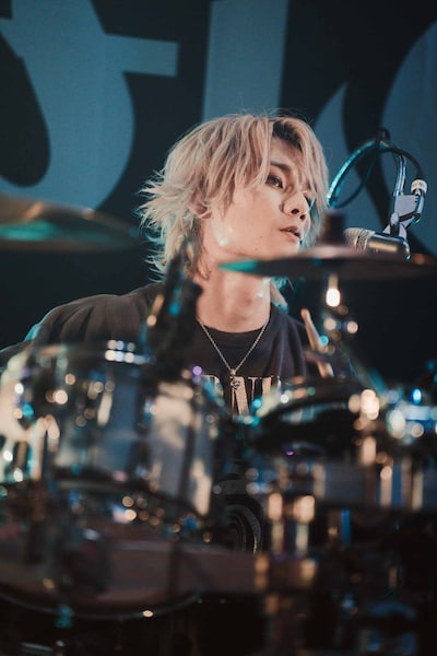 kyohey（Dr / T.N.T）（撮影：オカベメイ）