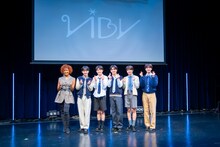 Crystal KayとVIBY。