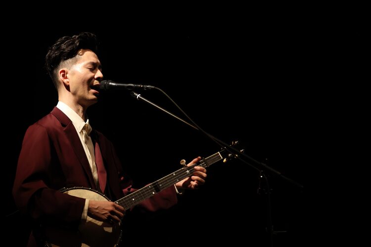 佐藤良成（Vo, G）