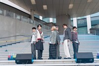 DXTEEN。ダイバーシティ東京プラザで行われた、2ndアルバム「Heart Beat」リリース記念イベントより。