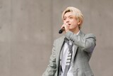 平本健（DXTEEN）。ダイバーシティ東京プラザで行われた、2ndアルバム「Heart Beat」リリース記念イベントより。
