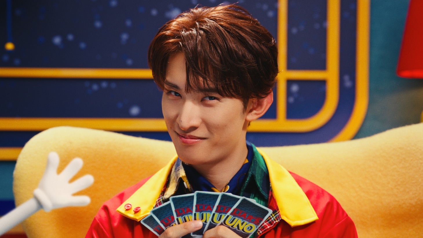 「UNO」の新テレビCMより。