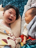 第1子の深音と第2子の輝音。