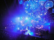 「ROTH BART BARON "LOST AND FOUND" TOUR」ファイナル公演の様子。