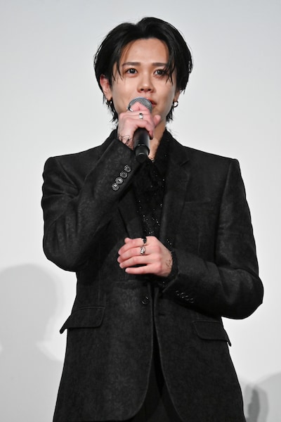 藤牧京介