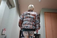 早朝の渡辺淳之介。