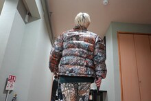 早朝の渡辺淳之介。