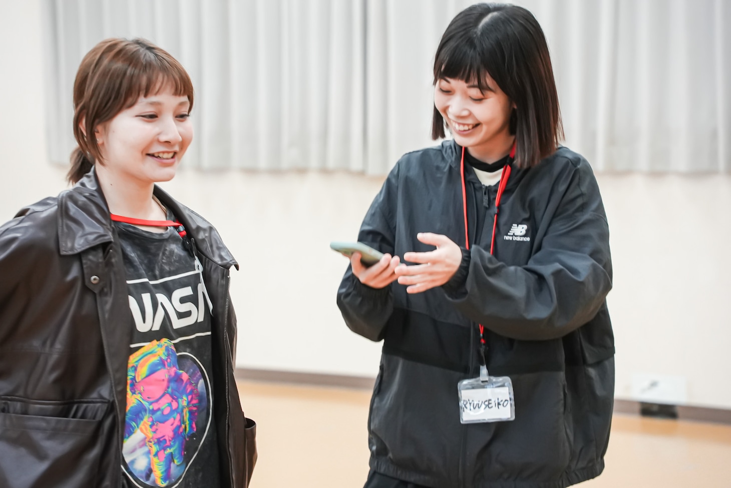 左からHANANOANA、RYUUSEiKO。