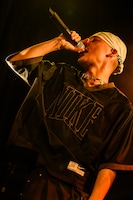 tmrw（lyrical school）