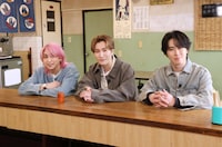 江戸川区出身の佐久間大介、渡辺翔太、宮舘涼太。©TBS