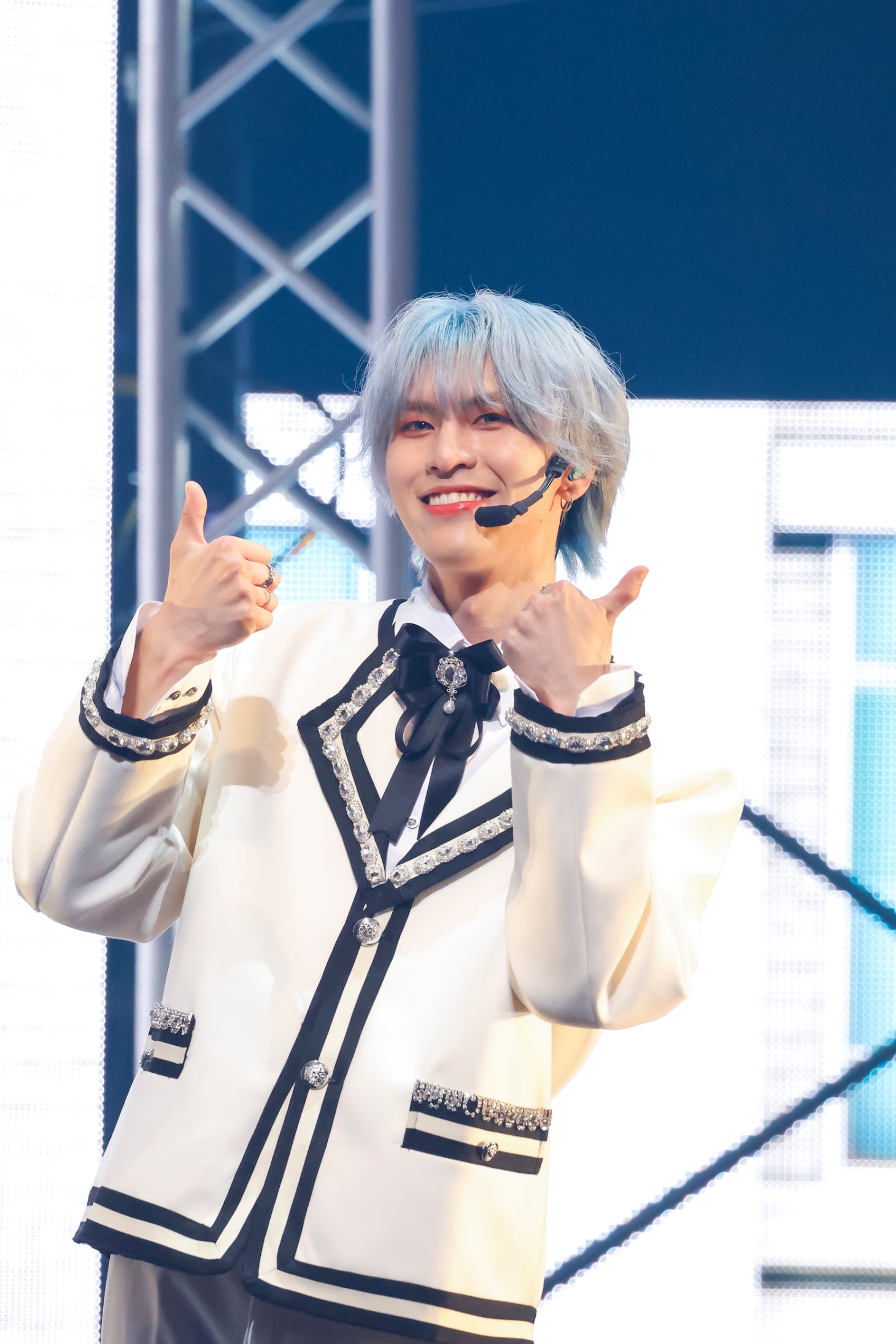 千田波空斗。「ICEx 3rd Anniversary Concert 2026 "ICEx School"」より。