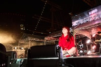 「宴じゃ！～出航前の大宴会～」の様子。（撮影：岩澤高雄）