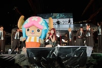 「宴じゃ！～出航前の大宴会～」の様子。（撮影：岩澤高雄）©尾田栄一郎／集英社・フジテレビ・東映アニメーション