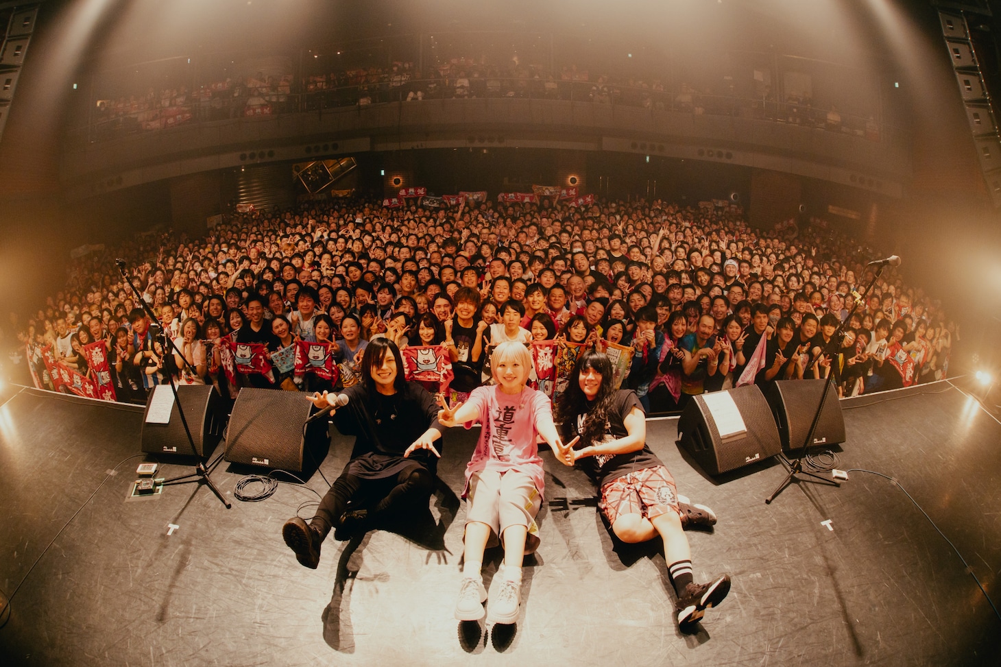 「ヤバイTシャツ屋さん “赤ちゃん” リリースツアー 2026」東京・Spotify O-EAST公演の様子。（Photo by kawado）