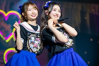 左から辻野かなみ、杏ジュリア。