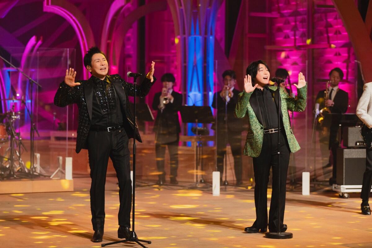 Mrs. GREEN APPLE collaborates on Hiromi Go's smash hit for first