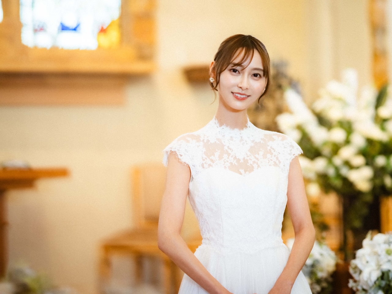 乃木坂46弓木奈於がドラマ「失恋カルタ」で結婚式から逃げ出す花嫁役、キャプテン梅澤美波と共演