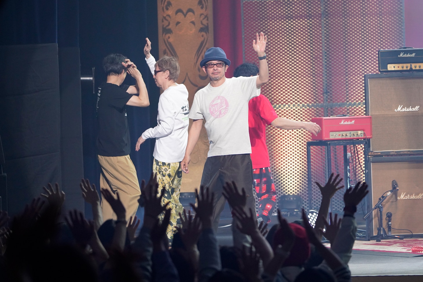 去り際の奥田民生。（撮影：三浦憲治 [ライトサム]）