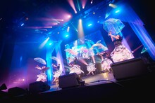 AsIs「2nd YEAR ANNIVERSARY LIVE -Start line-」の様子。（撮影：ミヤタショウタ）
