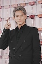 平野紫耀がYSLの原宿ポップアップに来場、新生活を送る人々へメッセージ