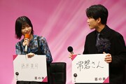 自身が演じた役どころの魅力を語る中西アルノ。